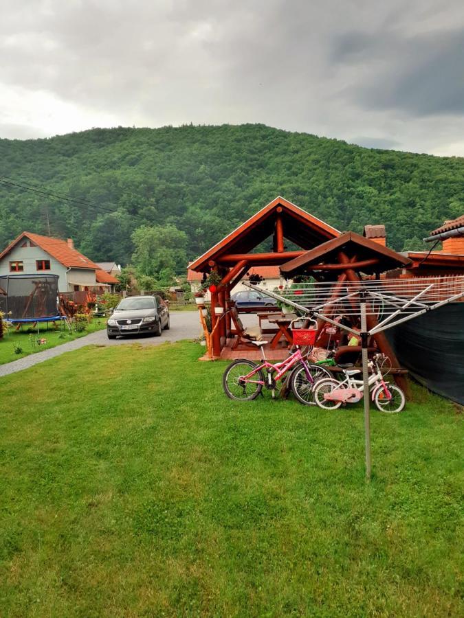 Hotel Casa De Oaspeti Cristian Praid Zimmer foto