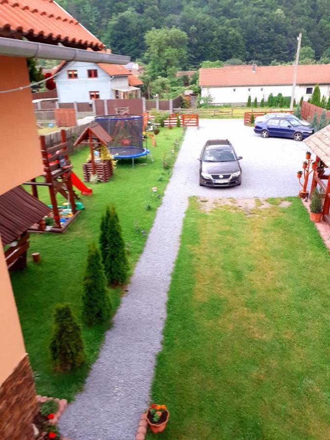 Casa De Oaspeti Cristian Praid Zimmer foto